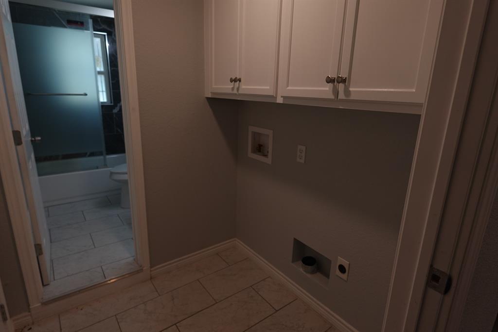 3823 Jamaica Property Photo 17