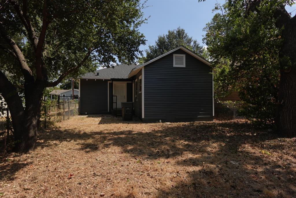 3823 Jamaica Property Photo 23