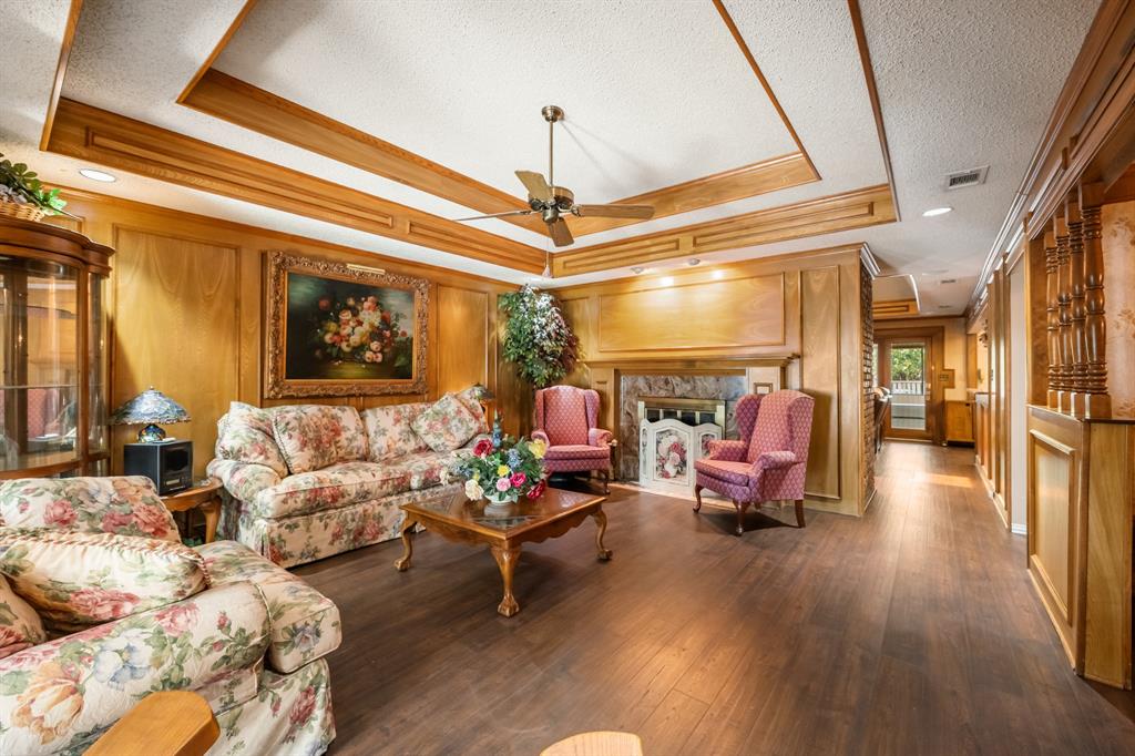 403 Riva Ridge Property Photo 4