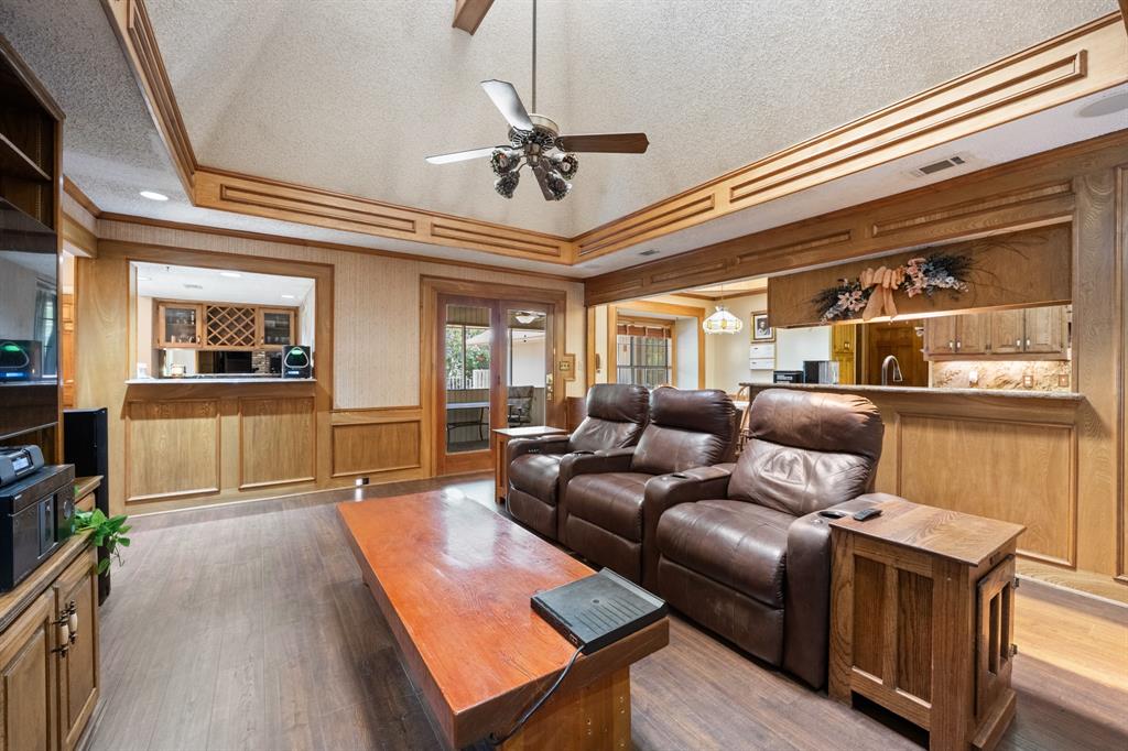 403 Riva Ridge Property Photo 11