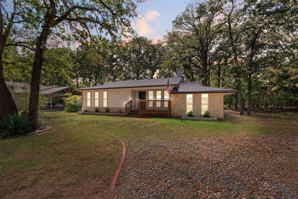 1345 Tawakoni Drive Property Photo 1