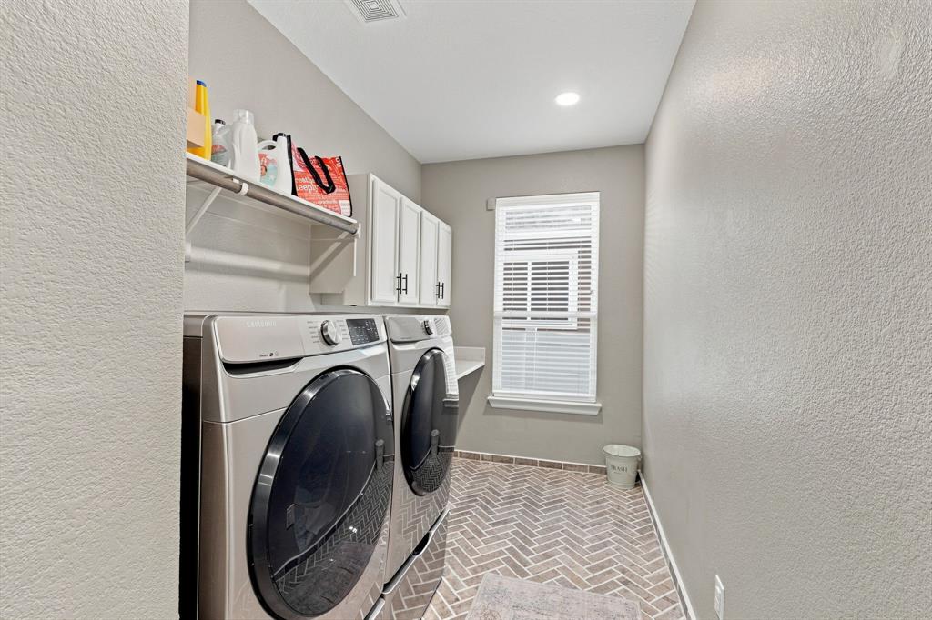 9192 Benevolent Court Property Photo 15
