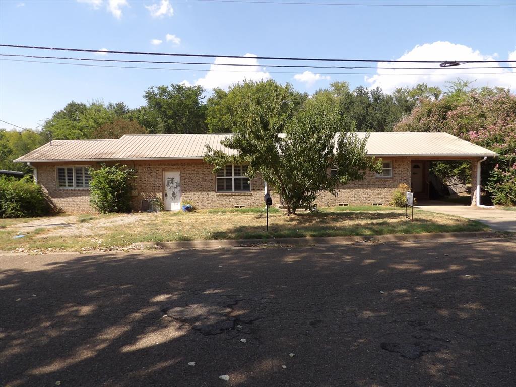 402 Keith Street Property Photo 1