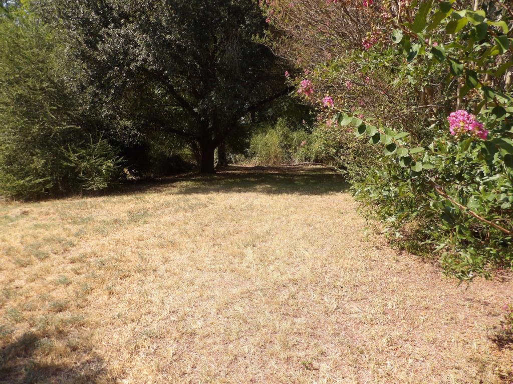 402 Keith Street Property Photo 10
