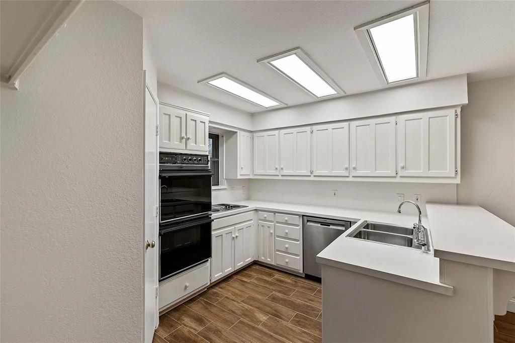 3827 Ashbury Lane Property Photo 27