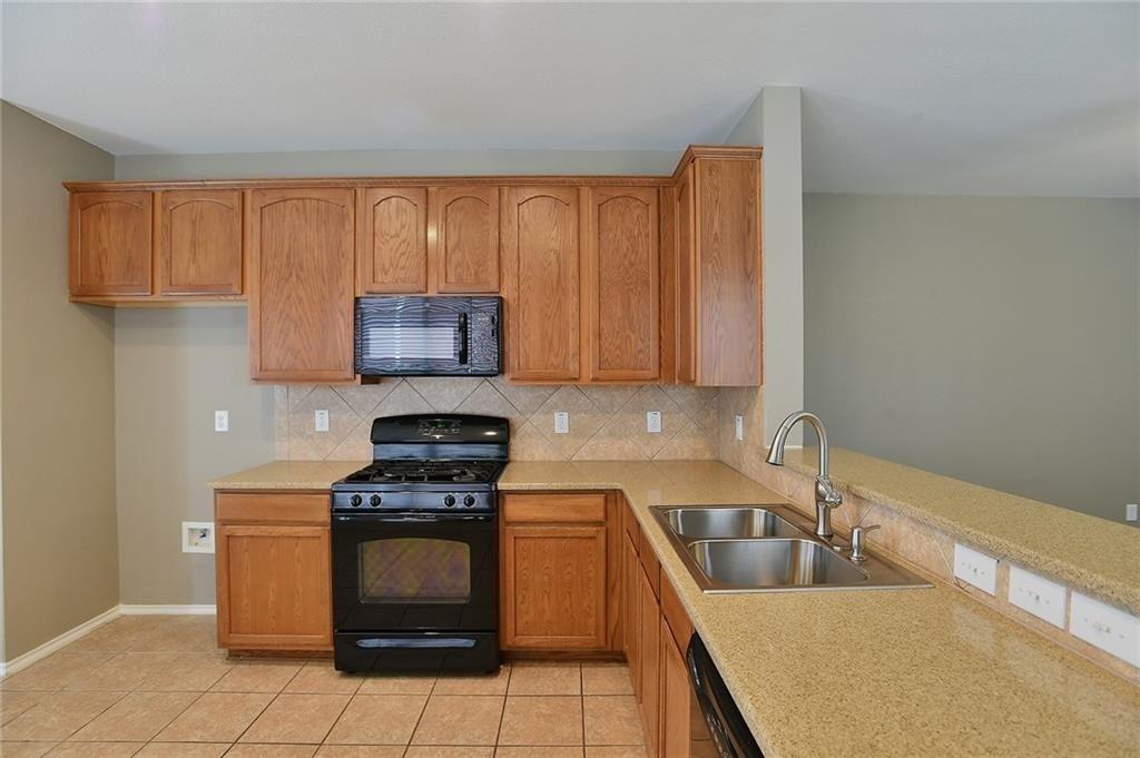 9109 Nathaniel Drive Property Photo 11