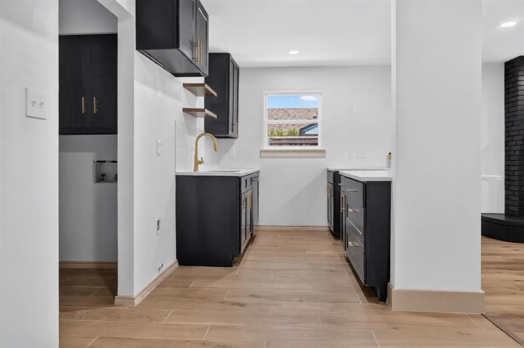 3811 Ovid Avenue Property Photo 8