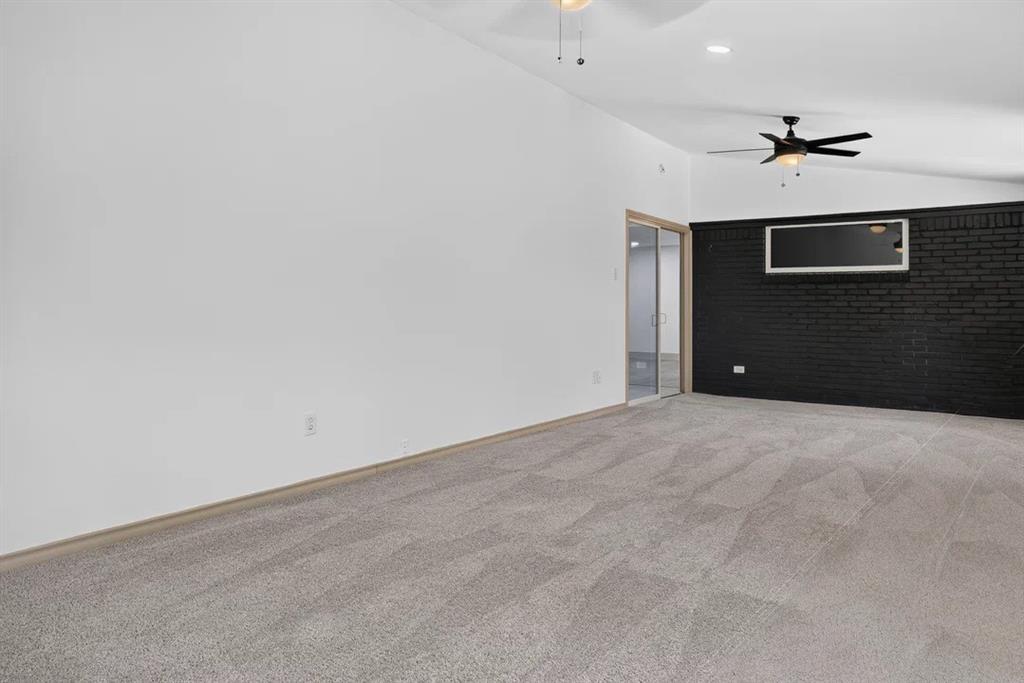 3811 Ovid Avenue Property Photo 13