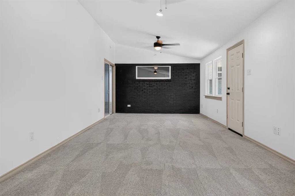 3811 Ovid Avenue Property Photo 14