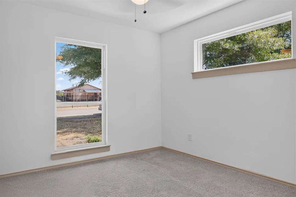3811 Ovid Avenue Property Photo 22