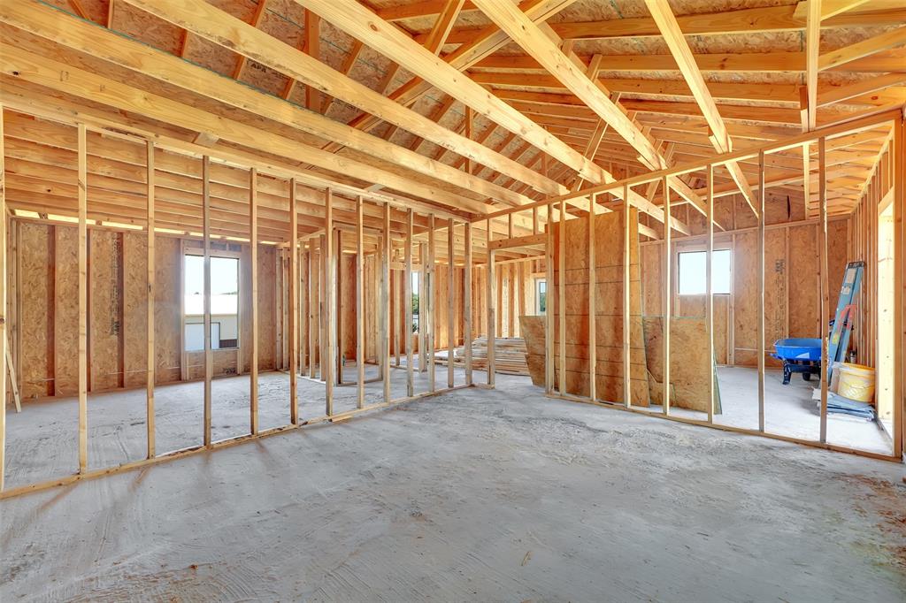 701 Overland Trail Property Photo 35