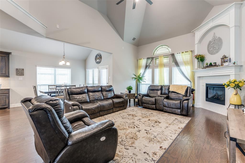 1412 Baynes Drive Property Photo 9