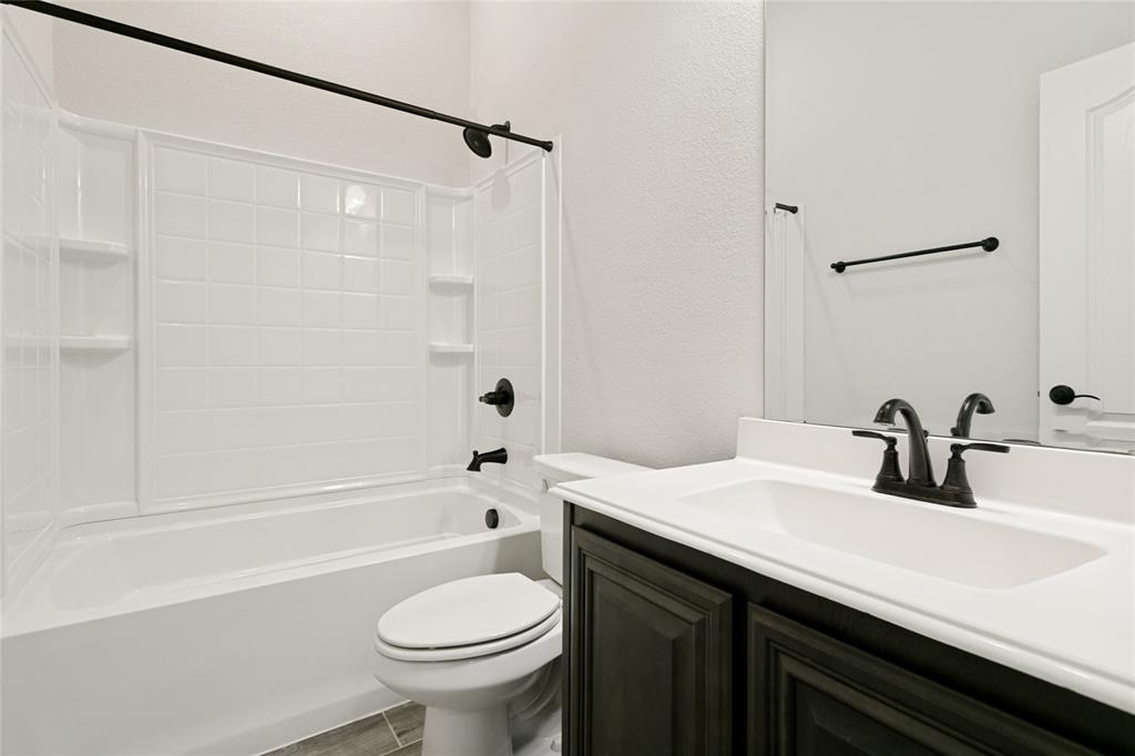 1007 Creekhaven Lane Property Photo 6