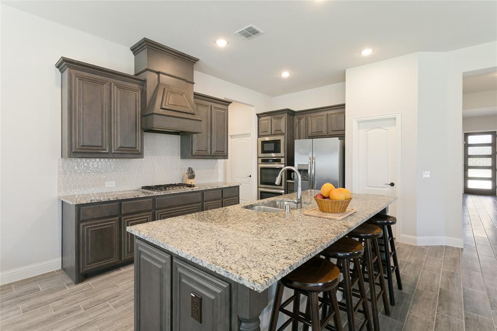 1007 Creekhaven Lane Property Photo 11