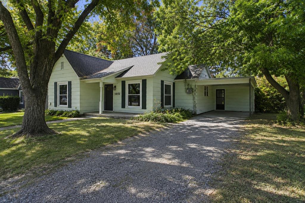 1031 Ritchey Street Property Photo 3