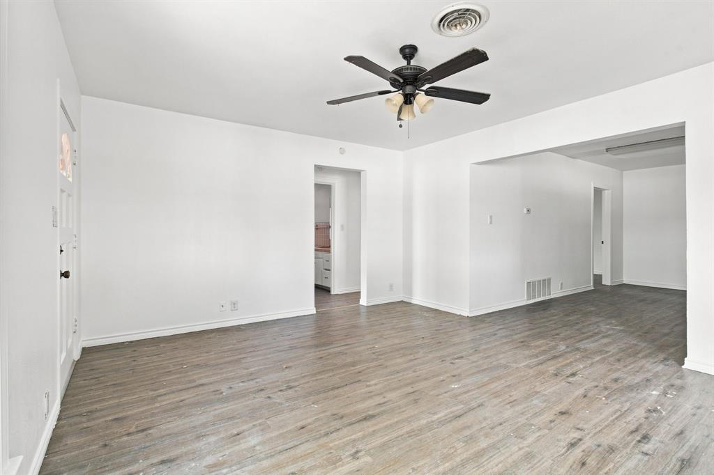 1031 Ritchey Street Property Photo 5