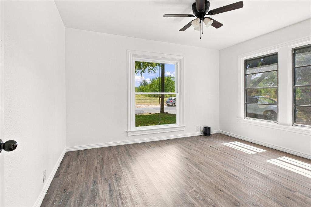 1031 Ritchey Street Property Photo 14