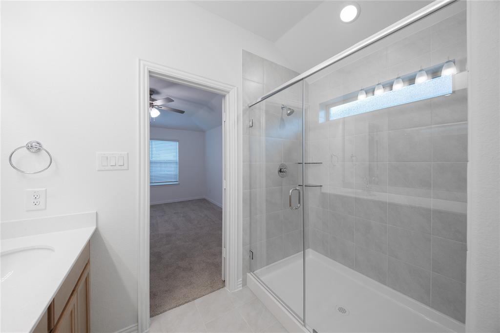 2506 Hawkins Street Property Photo 8