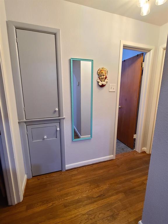 6331 Scyene Road Property Photo 19