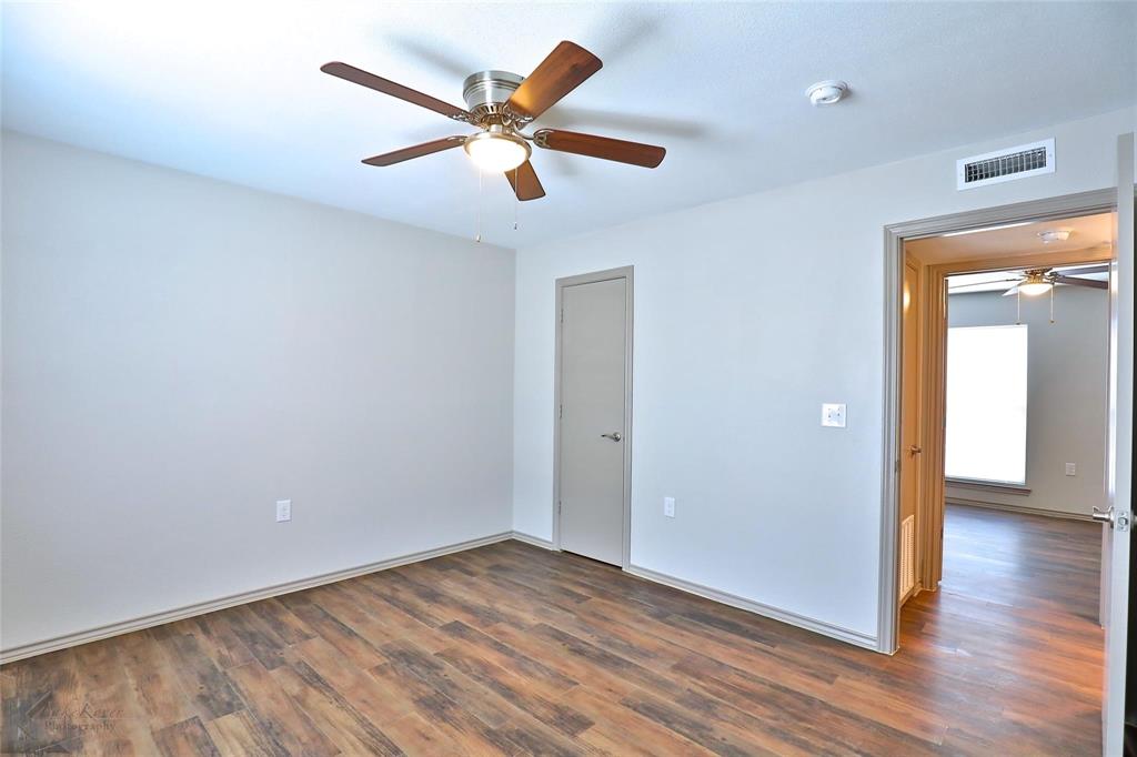 2800 Sayles Boulevard 02 A Property Photo 20