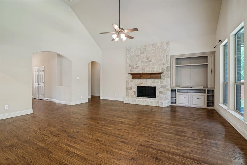 2512 Cedarwood Trail Property Photo 5