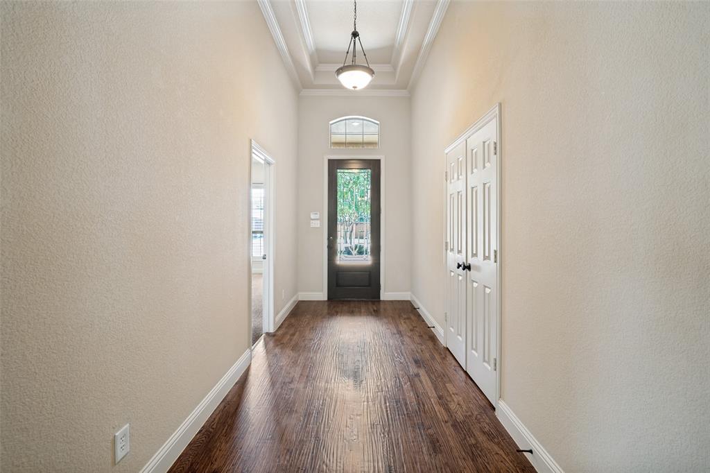 2512 Cedarwood Trail Property Photo 6