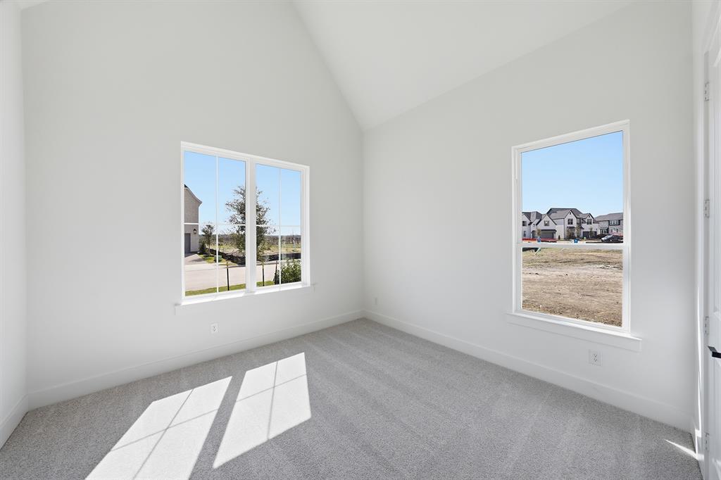 2831 Winfrey Point Property Photo 5