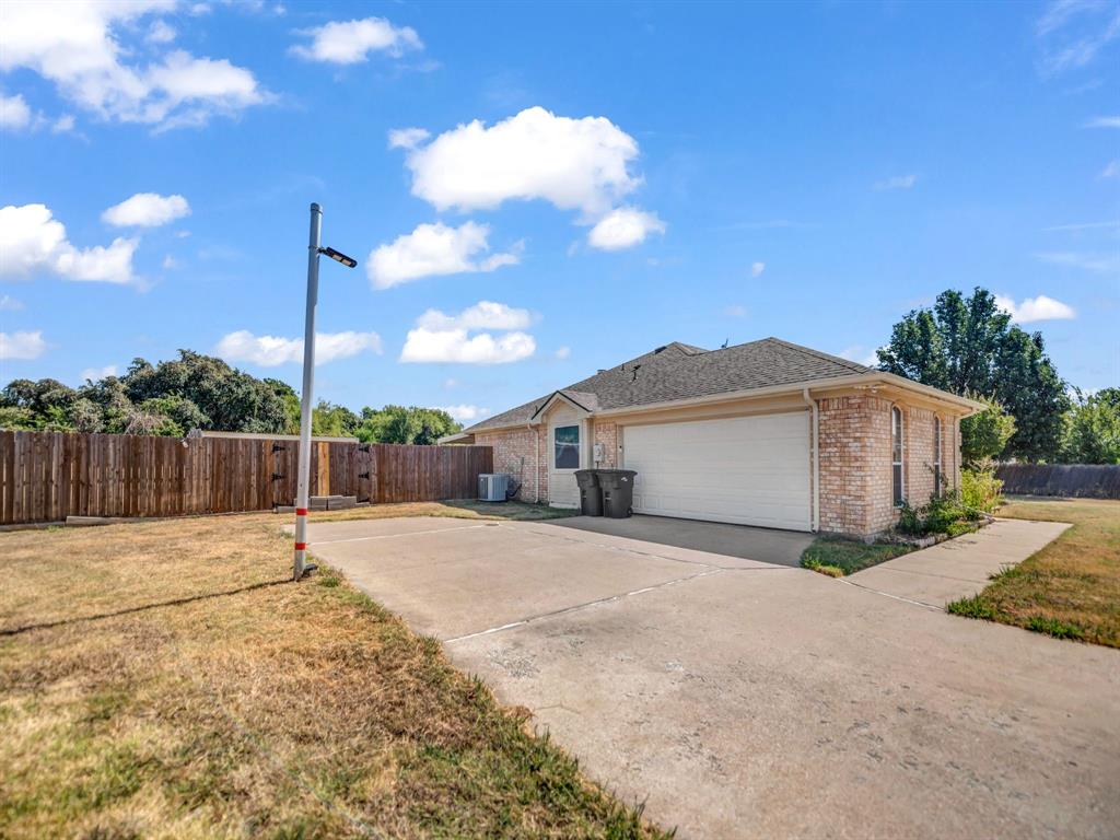 116 Butternut Court Property Photo 22