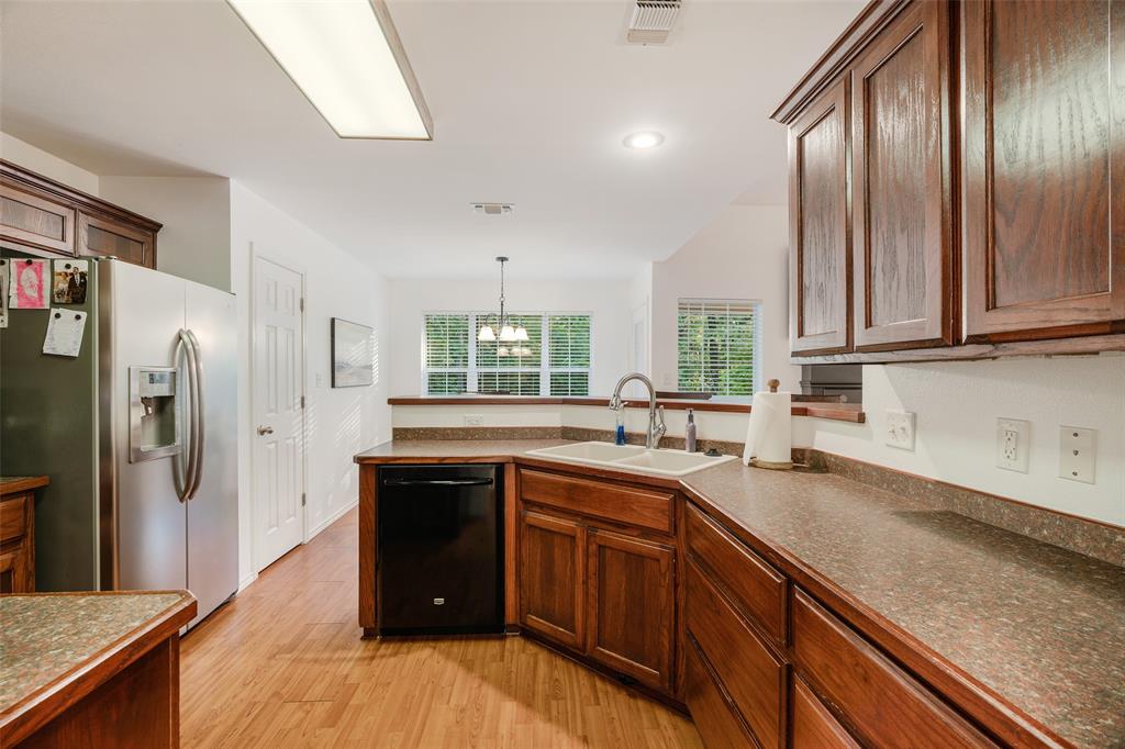 139 Parc Ouest Drive Property Photo 10