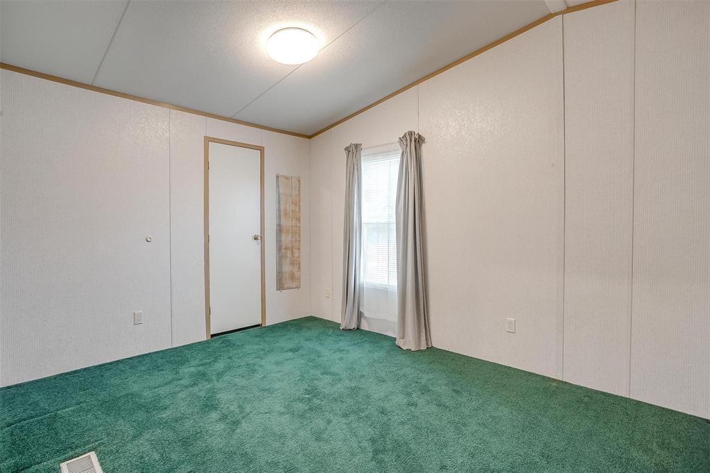9064 Summit Court Property Photo 32