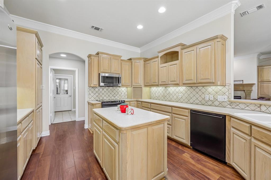 5409 Wedgefield Road Property Photo 13