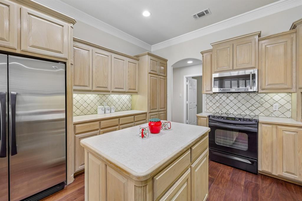 5409 Wedgefield Road Property Photo 14