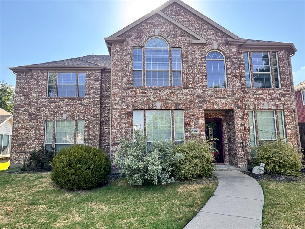 7585 Ravenhill Drive Property Photo 1
