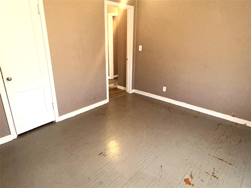 1211 W 12th Street Property Photo 27