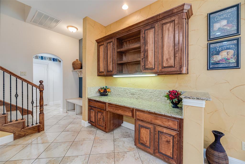 409 Silverado Trail Property Photo 15