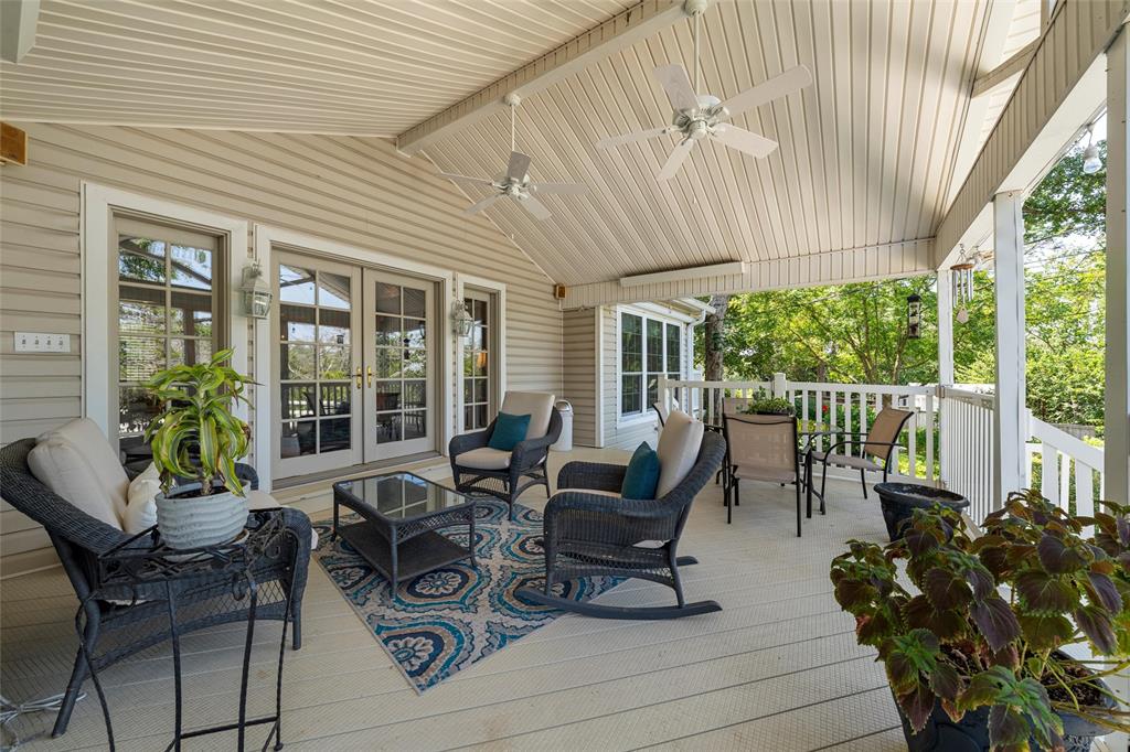 1300 Circlewood Drive Property Photo 3