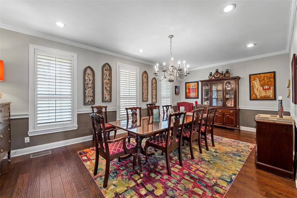 1300 Circlewood Drive Property Photo 8