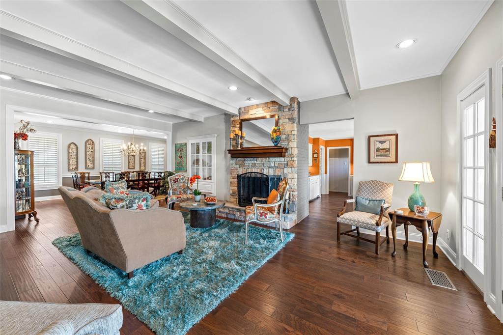 1300 Circlewood Drive Property Photo 12