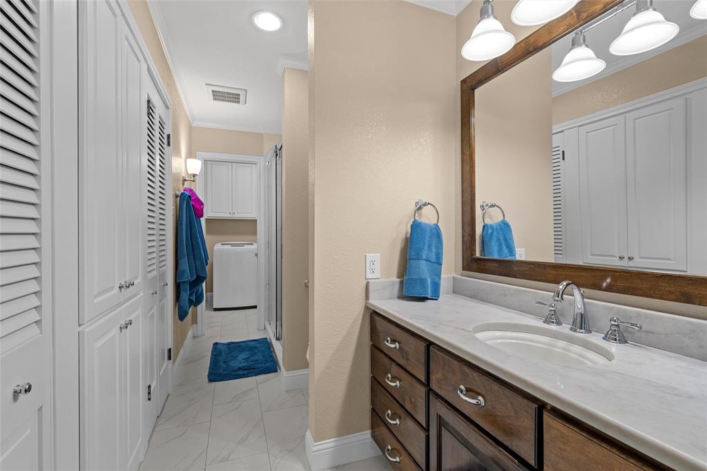1300 Circlewood Drive Property Photo 21