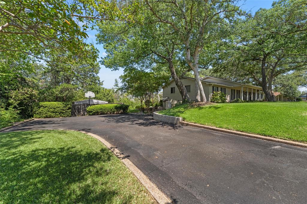 1300 Circlewood Drive Property Photo 35