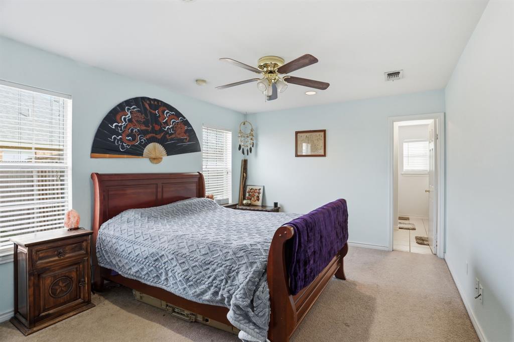 921 Calder Street Property Photo 13