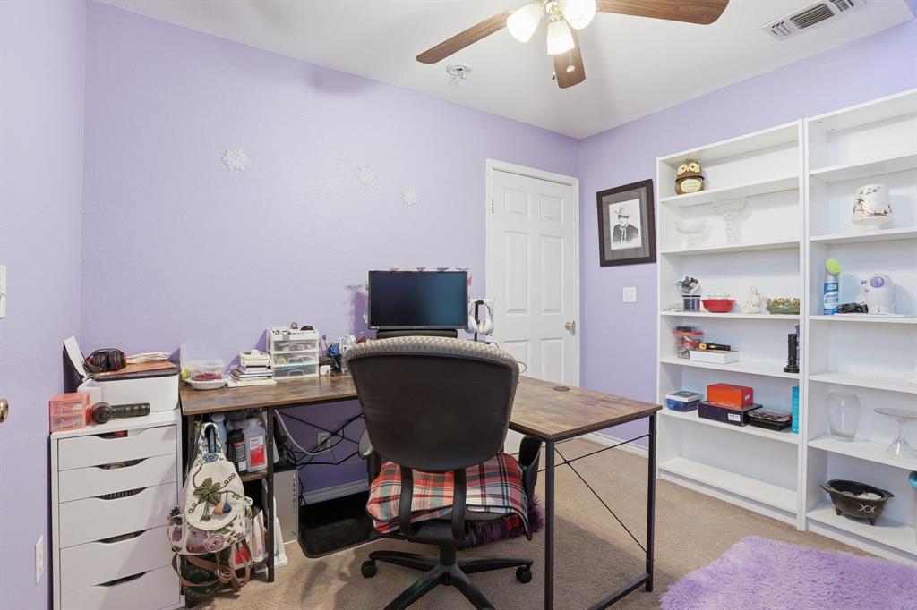 921 Calder Street Property Photo 19