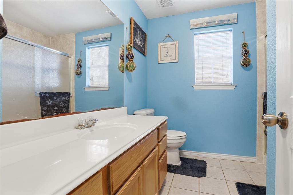 921 Calder Street Property Photo 20