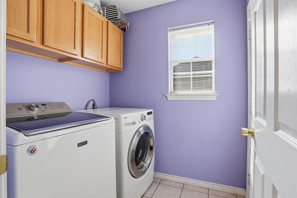921 Calder Street Property Photo 21