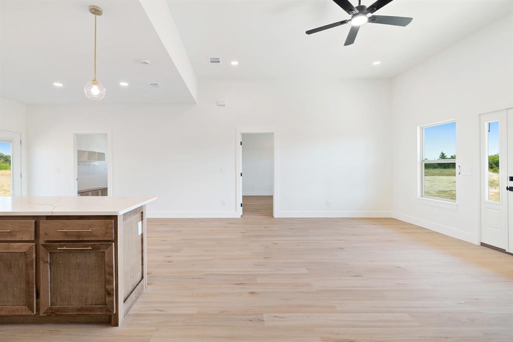 225 Private Road 33083 Property Photo 5