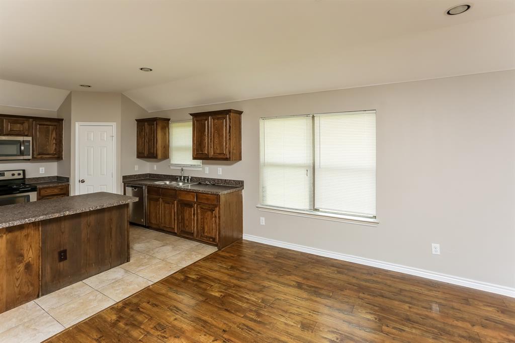 623 Hilton Drive Property Photo 3