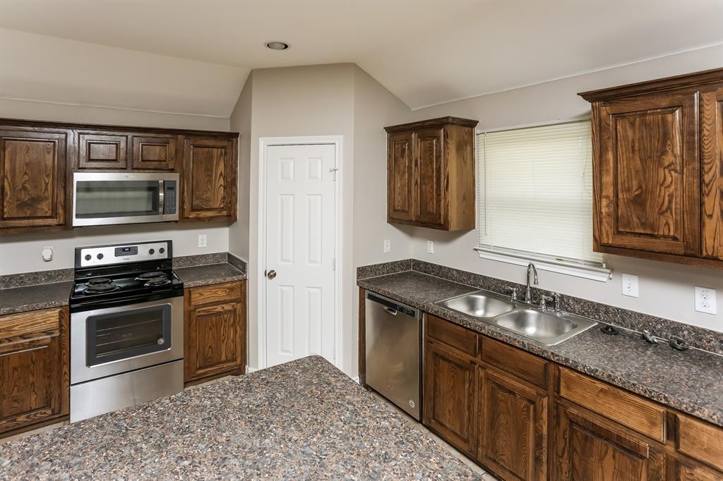 623 Hilton Drive Property Photo 4