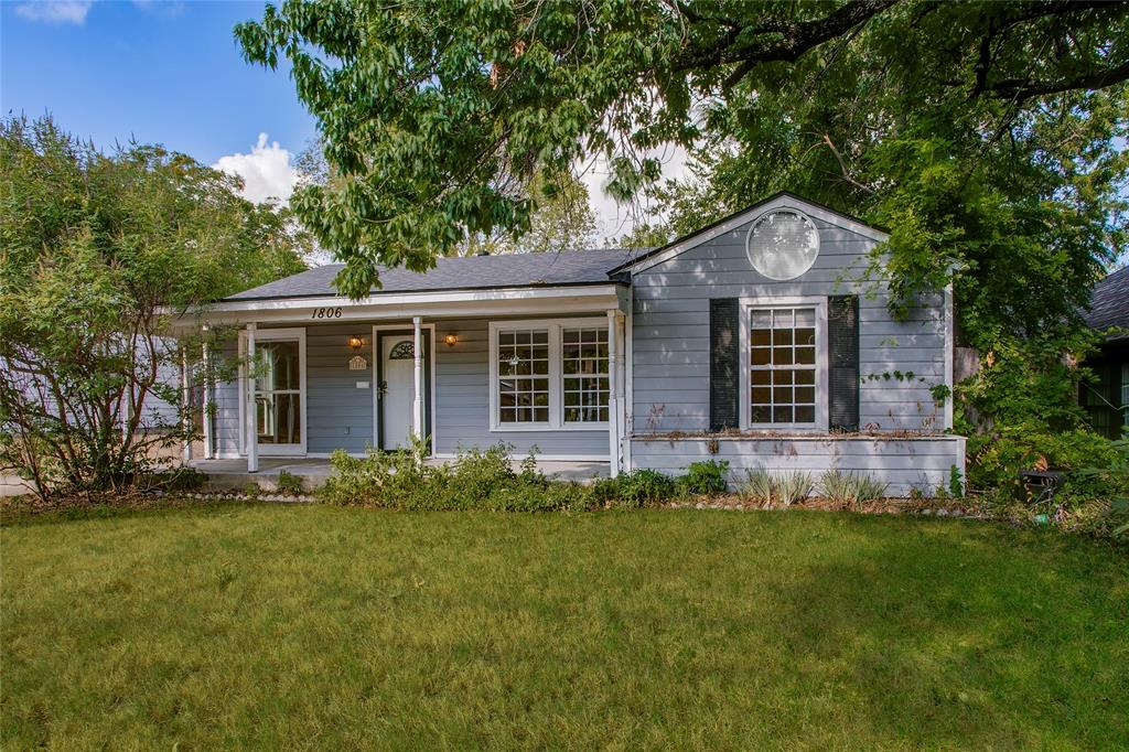 1806 Lakeland Drive Property Photo 1