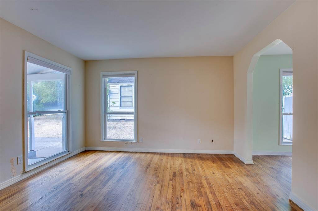 1806 Lakeland Drive Property Photo 6