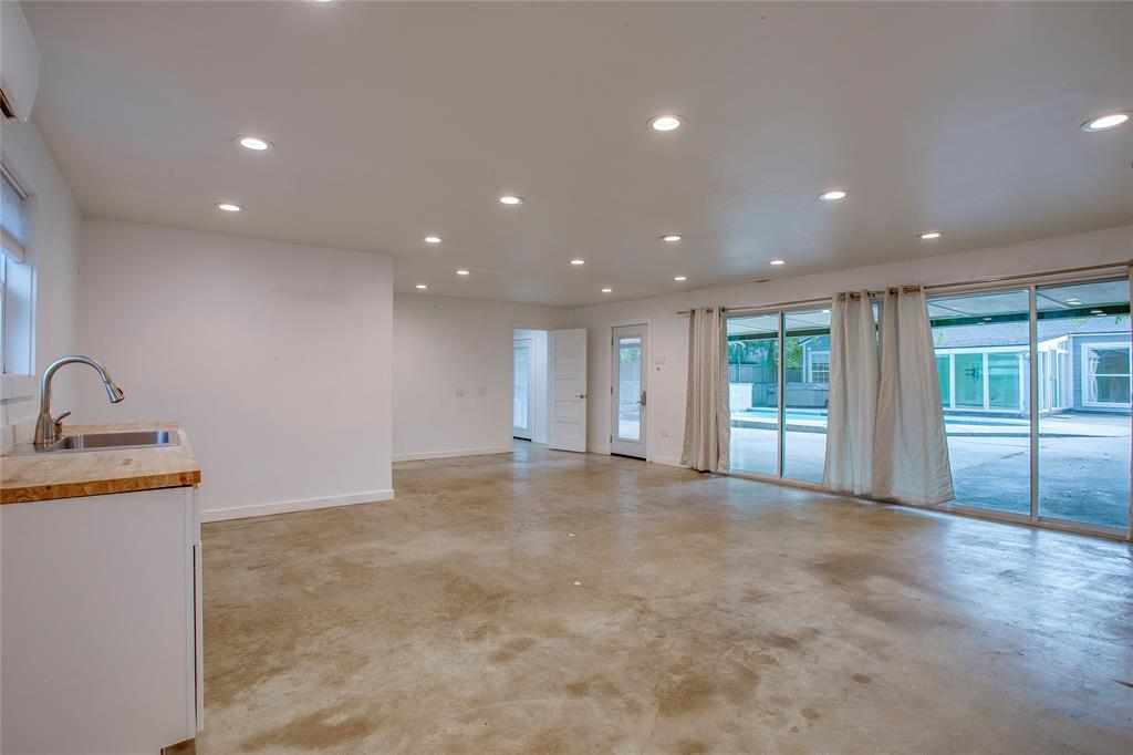 1806 Lakeland Drive Property Photo 23